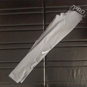 Nike compression tights small